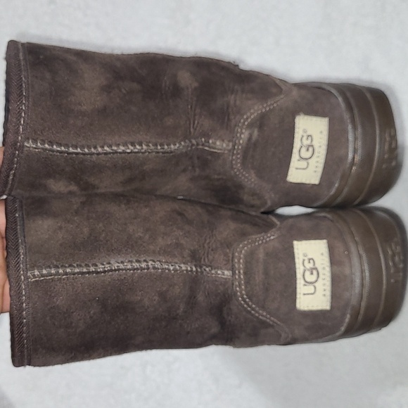 UGG Classic ll Brown Boots Size 8 Women's - Picture 4 of 9